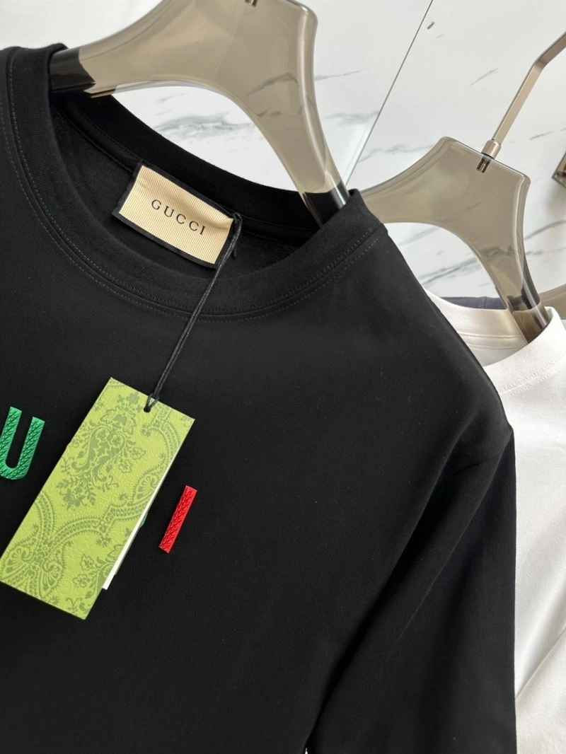 WeatherProof Gucci T-Shirts 127469