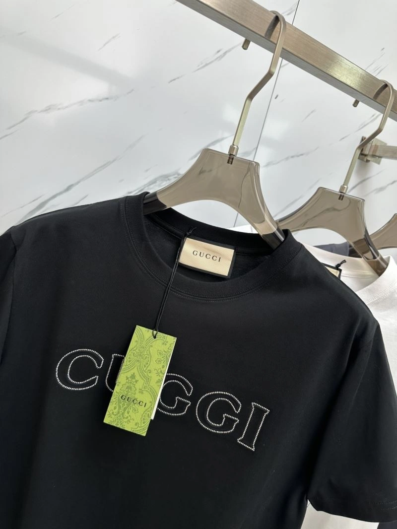 Gucci T-Shirts Snug 127484