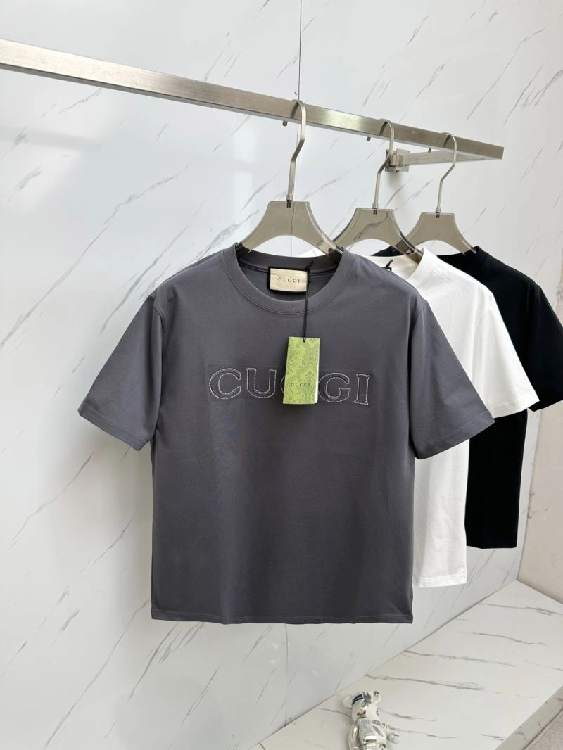 Gucci T-Shirts Chic 127477