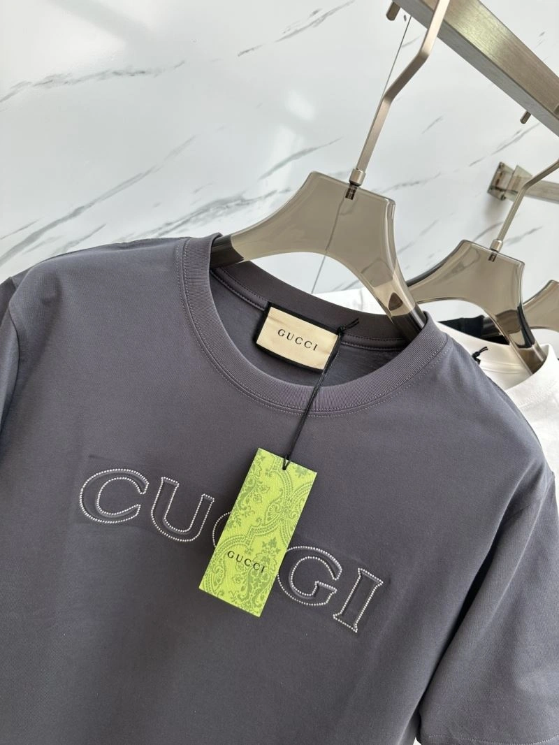 Gucci T-Shirts Chic 127477