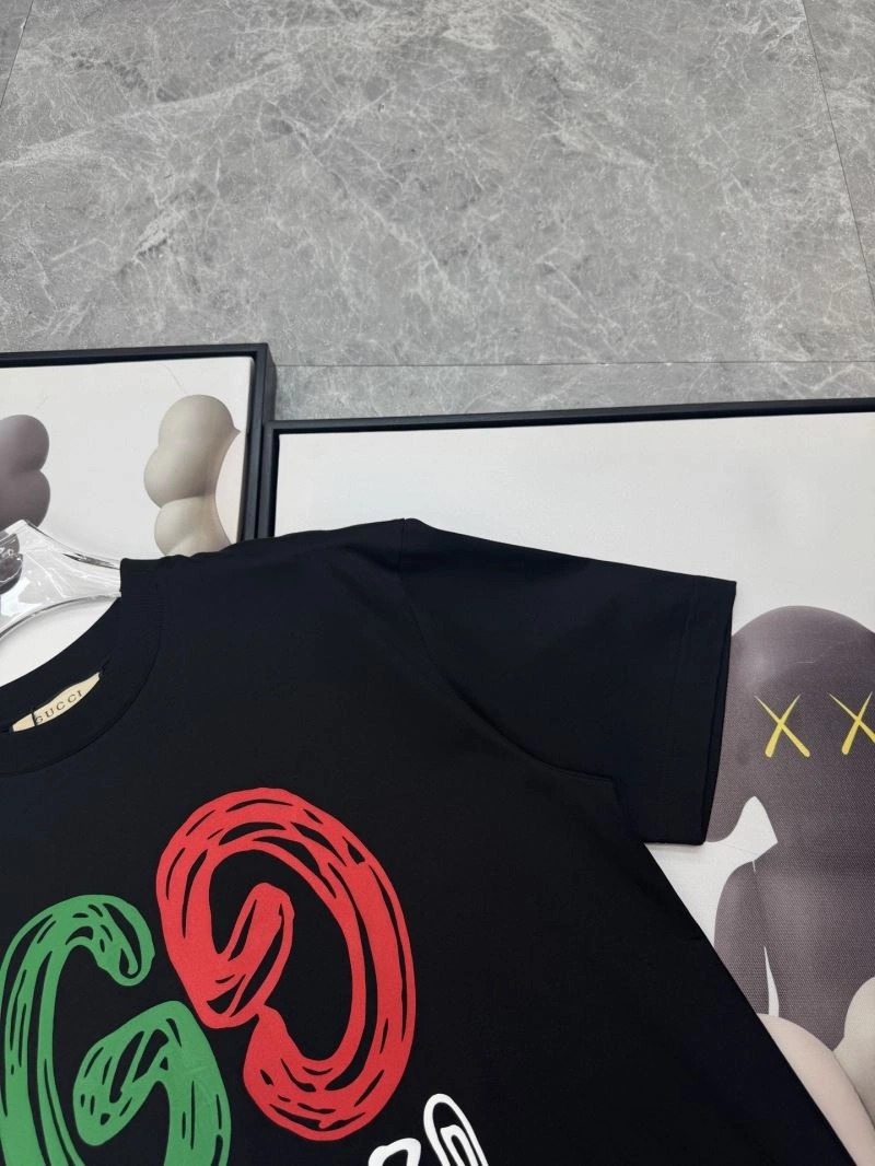 Gucci T-Shirts WrinkleFree 127483