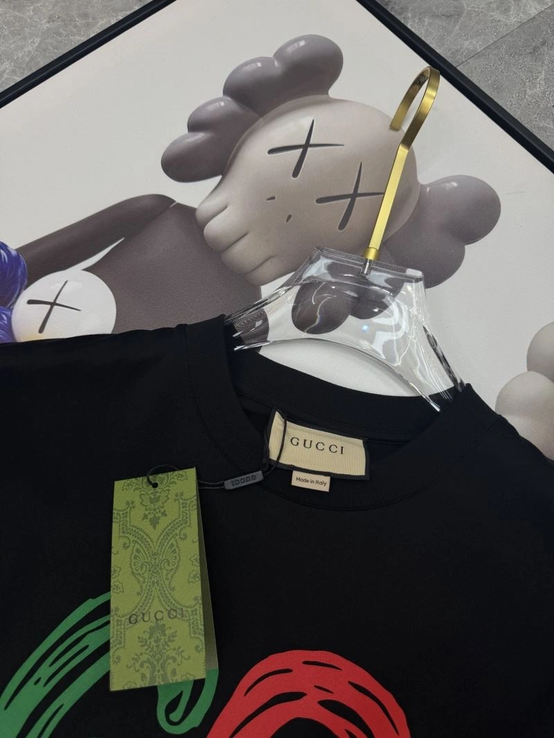 Gucci T-Shirts WrinkleFree 127483