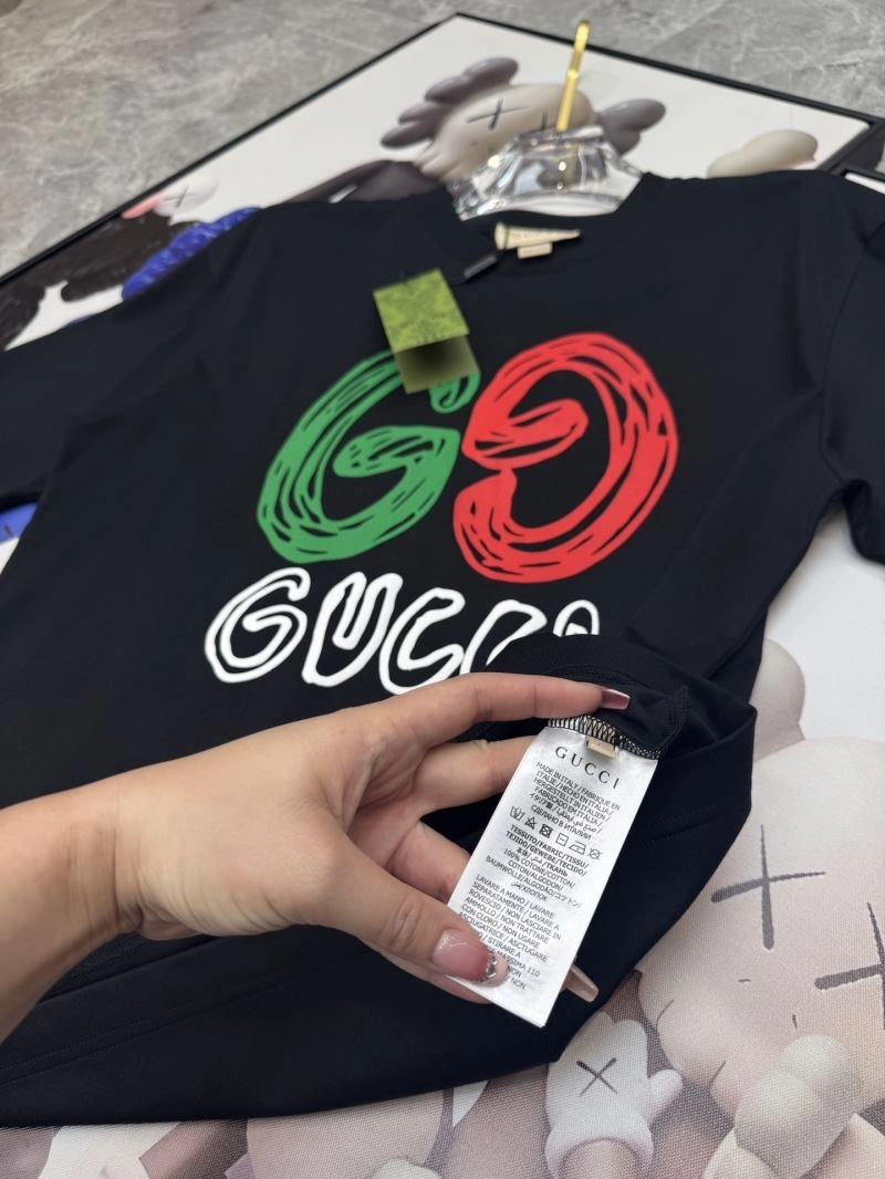 Gucci T-Shirts WrinkleFree 127483