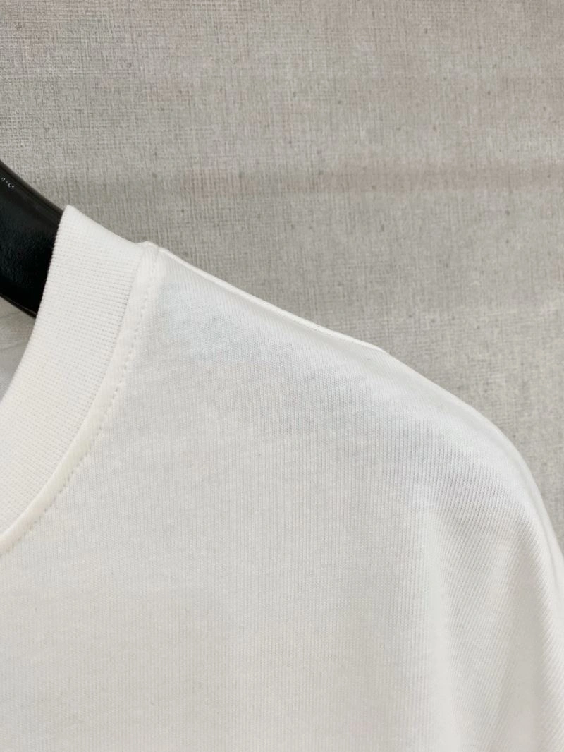 Gucci T-Shirts Durable 127464