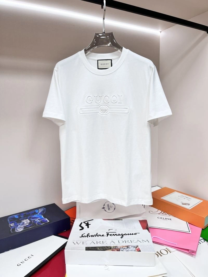 Gucci T-Shirts WellDesigned 127446