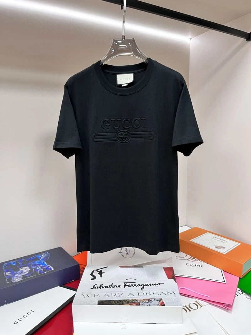 Gucci T-Shirts FreshLook 127445