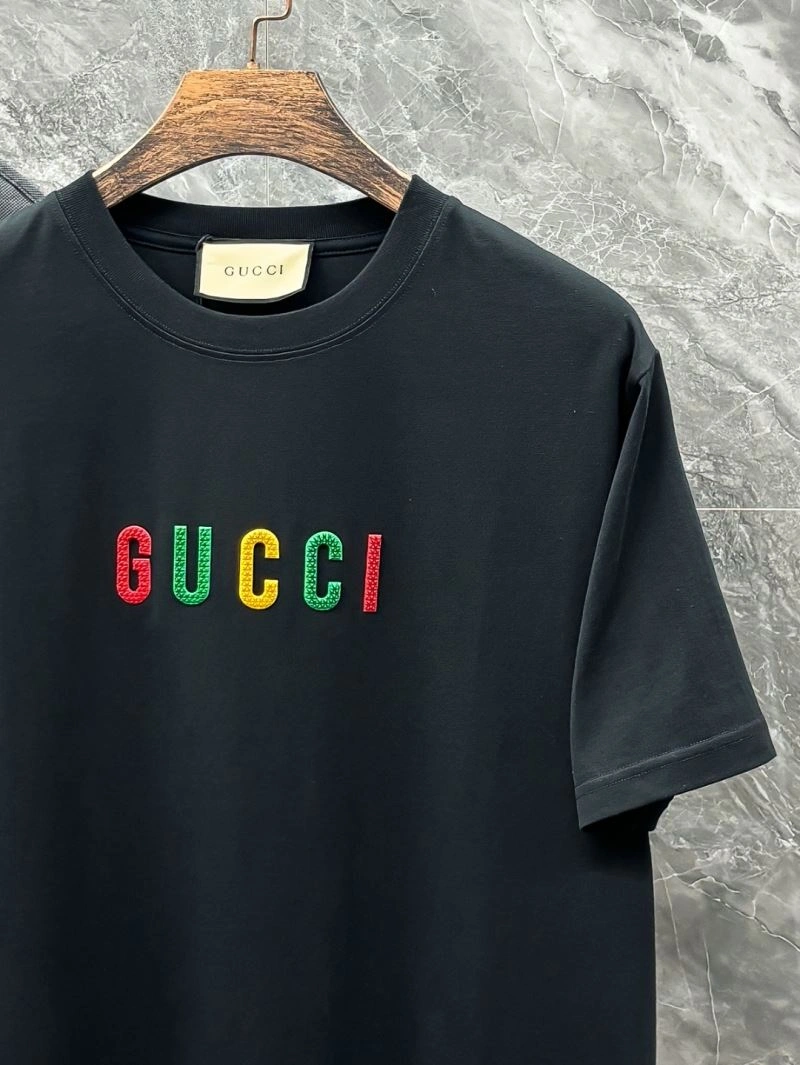 Gucci T-Shirts Bold 127419