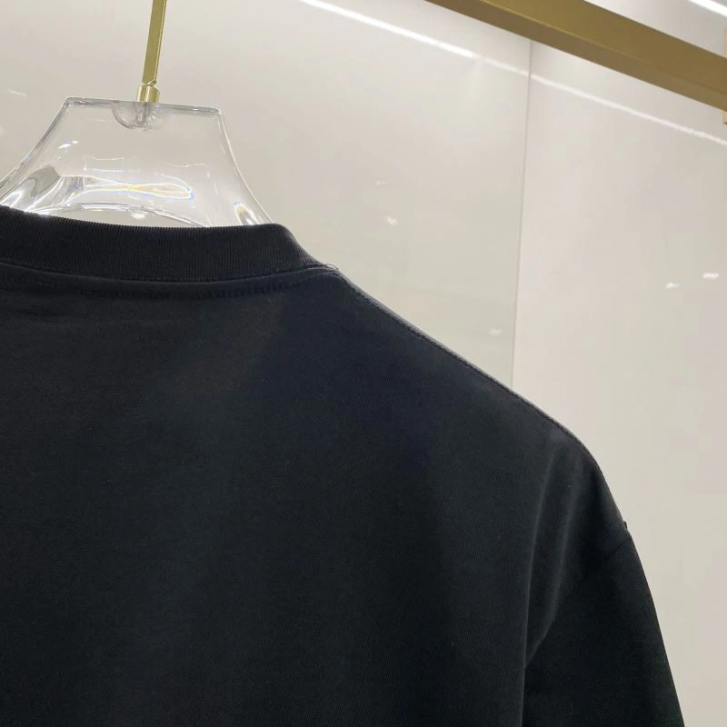 Gucci T-Shirts Durable 127443