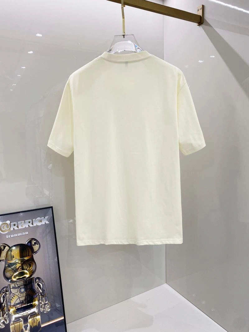 Flexible Gucci T-Shirts 127436
