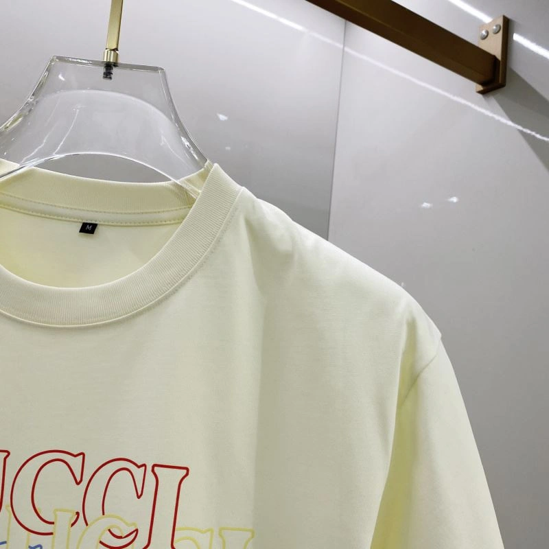 Flexible Gucci T-Shirts 127436