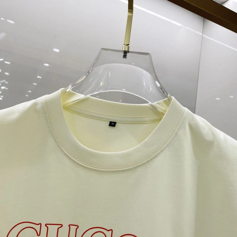 Flexible Gucci T-Shirts 127436