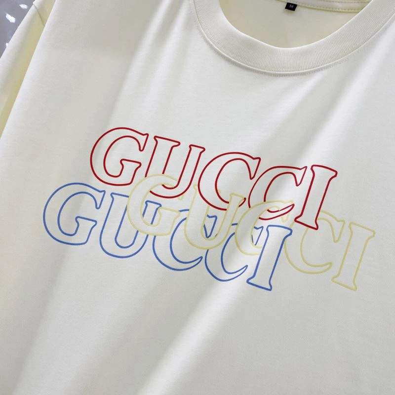 Flexible Gucci T-Shirts 127436