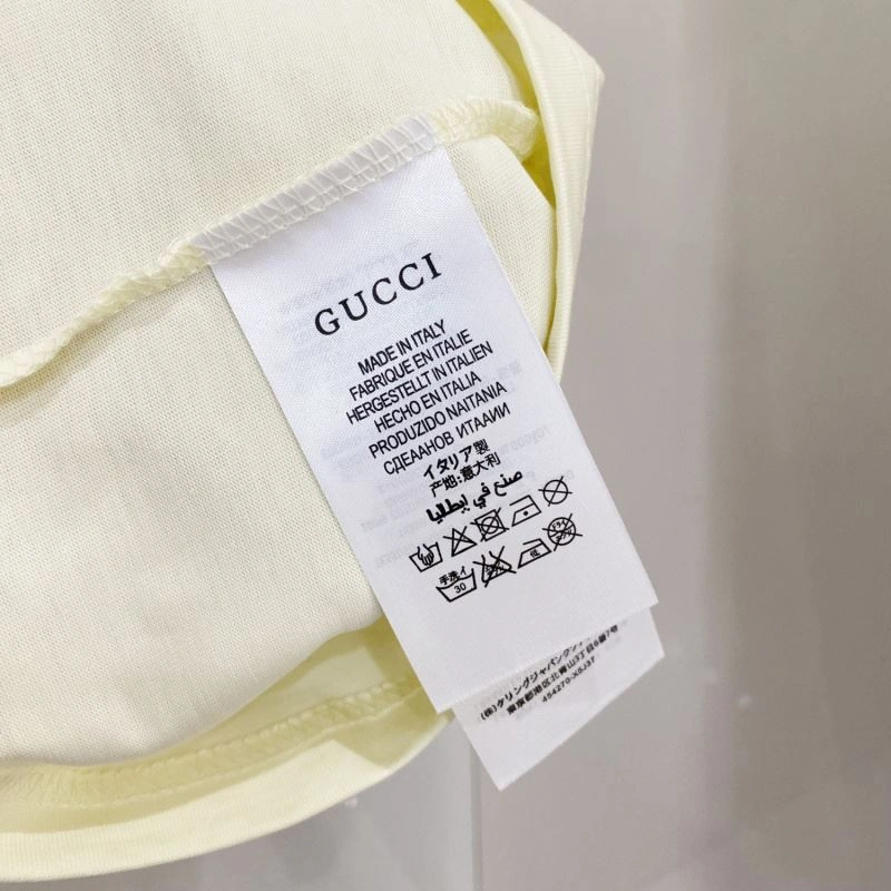 Flexible Gucci T-Shirts 127436