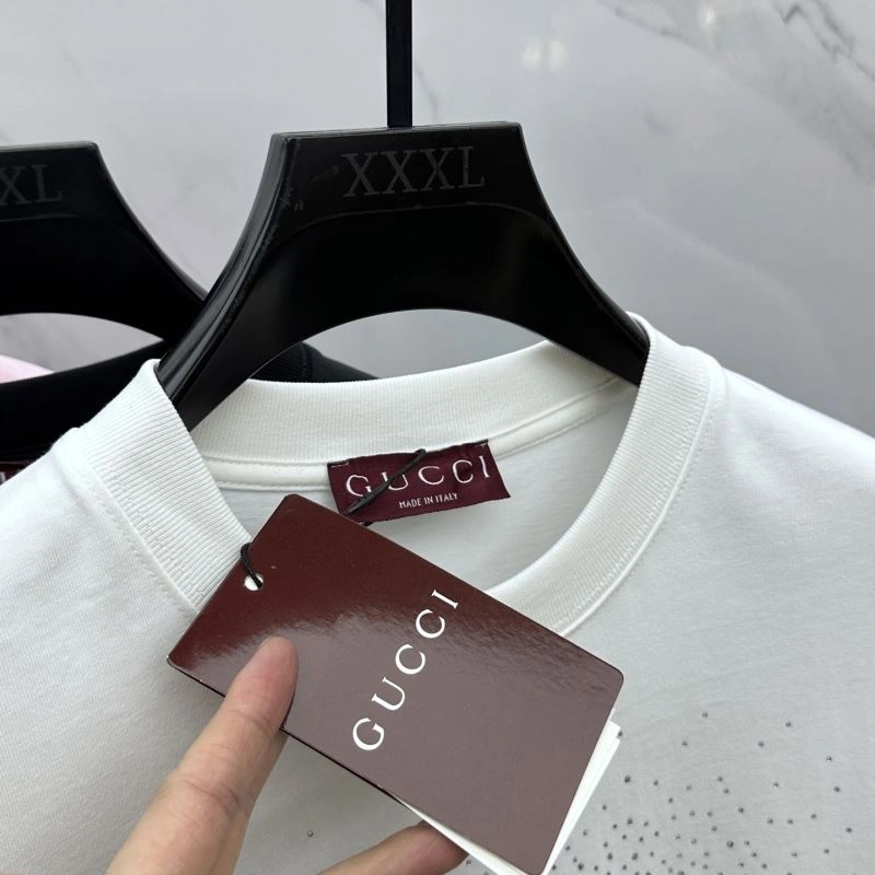 Gucci T-Shirts Durable 127427
