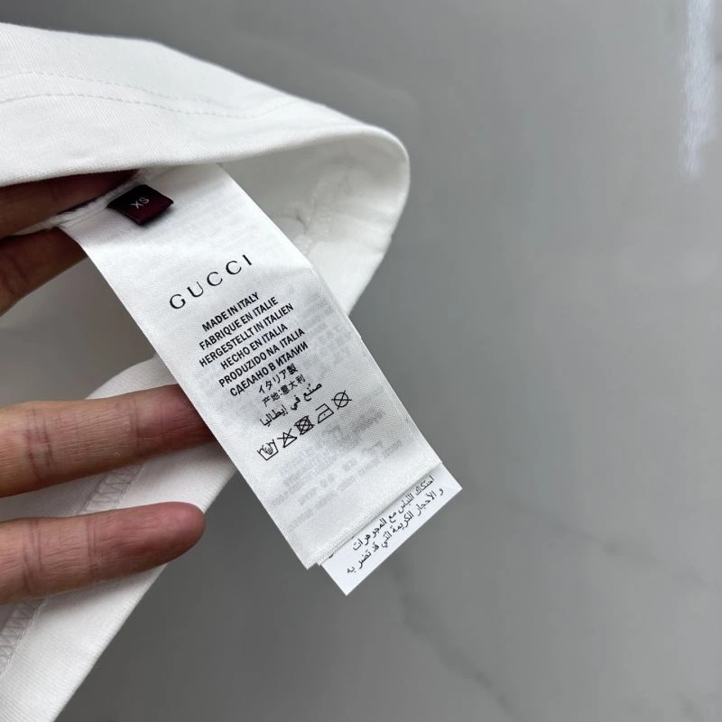 Gucci T-Shirts Durable 127427