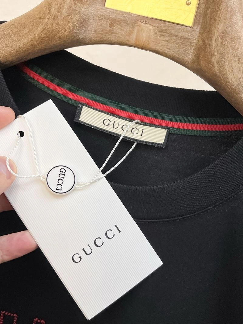 Gucci T-Shirts Premium 127377