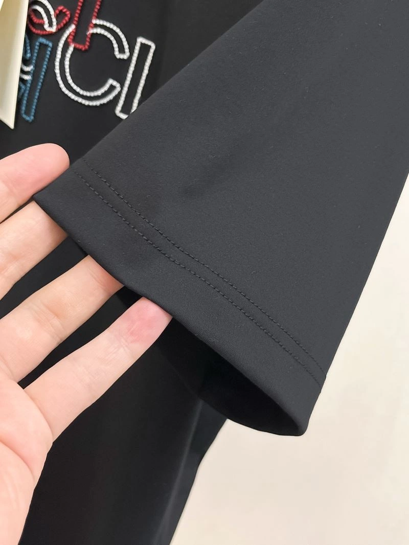 Gucci T-Shirts Premium 127377