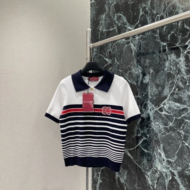 Seasonal Gucci T-Shirts 124621