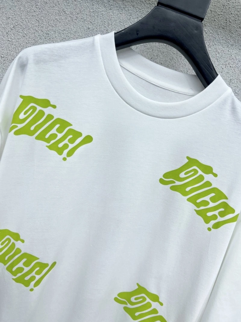 Gucci T-Shirts Classic 124602