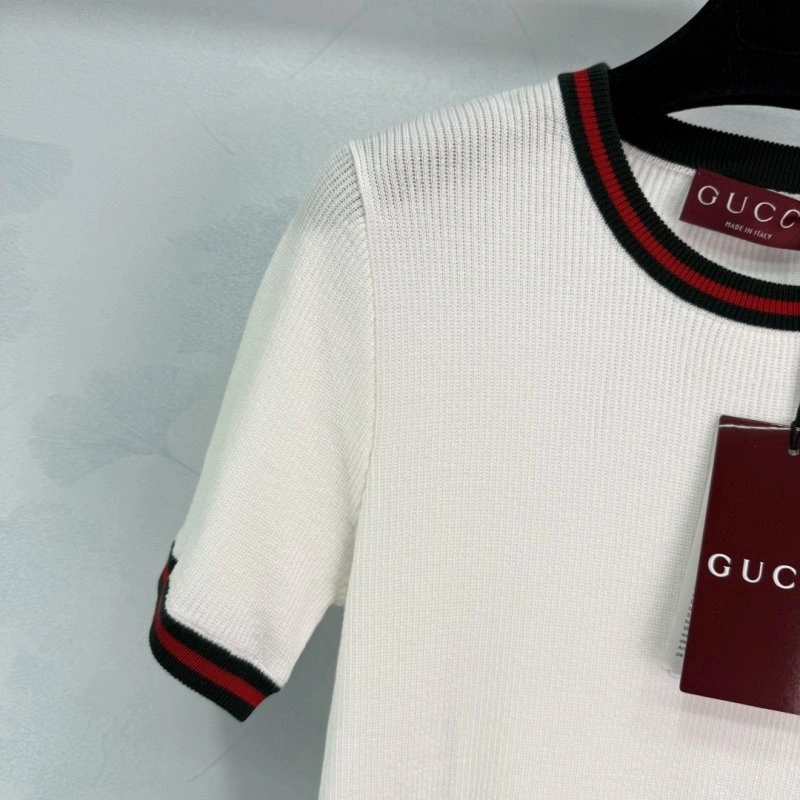 Gucci T-Shirts TimelessDesign 124580