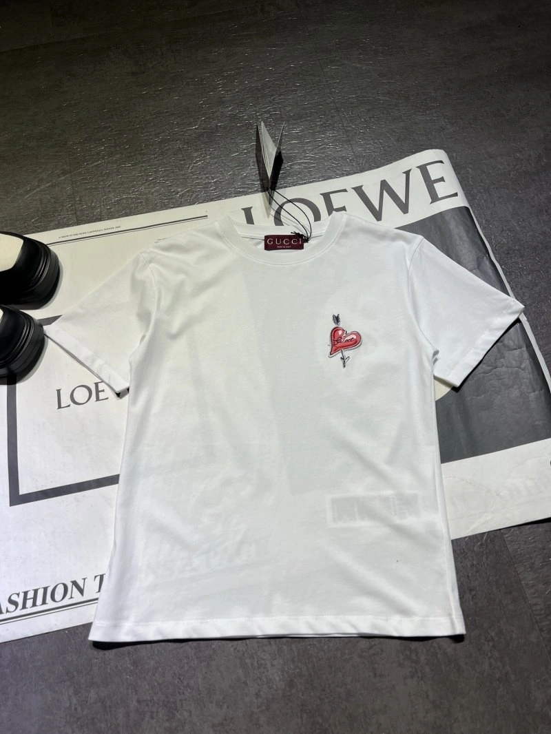 Gucci T-Shirts Breathable 124586