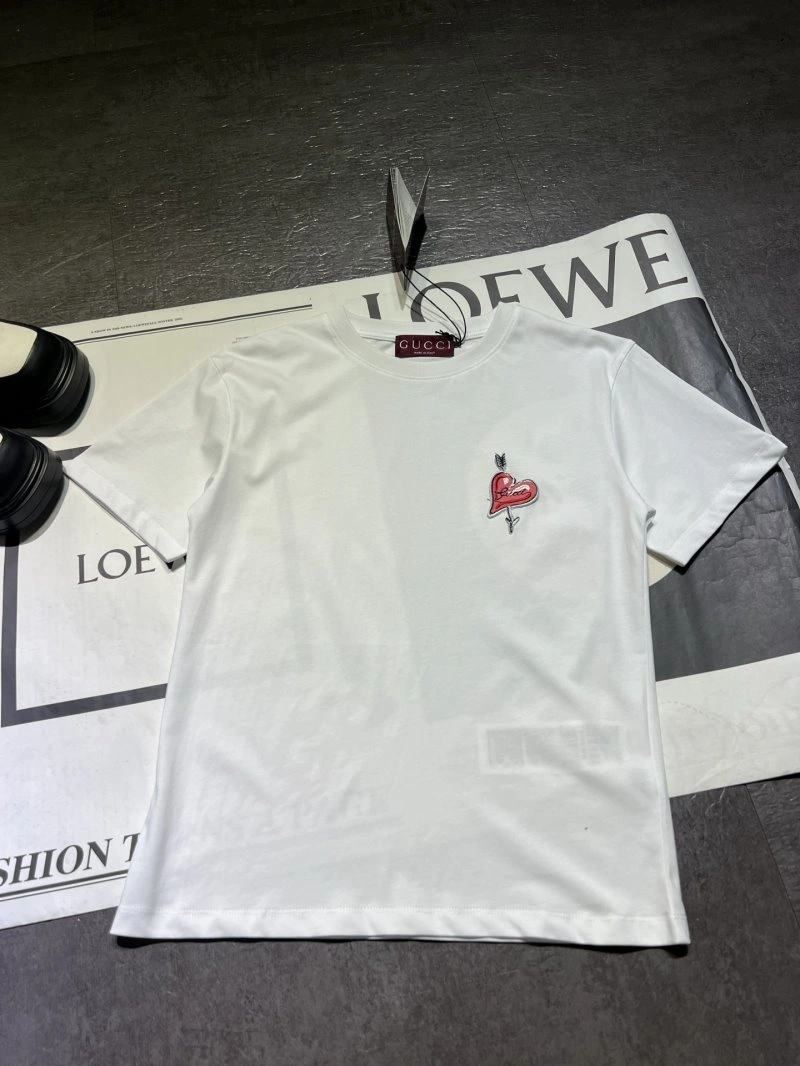 Gucci T-Shirts Breathable 124586