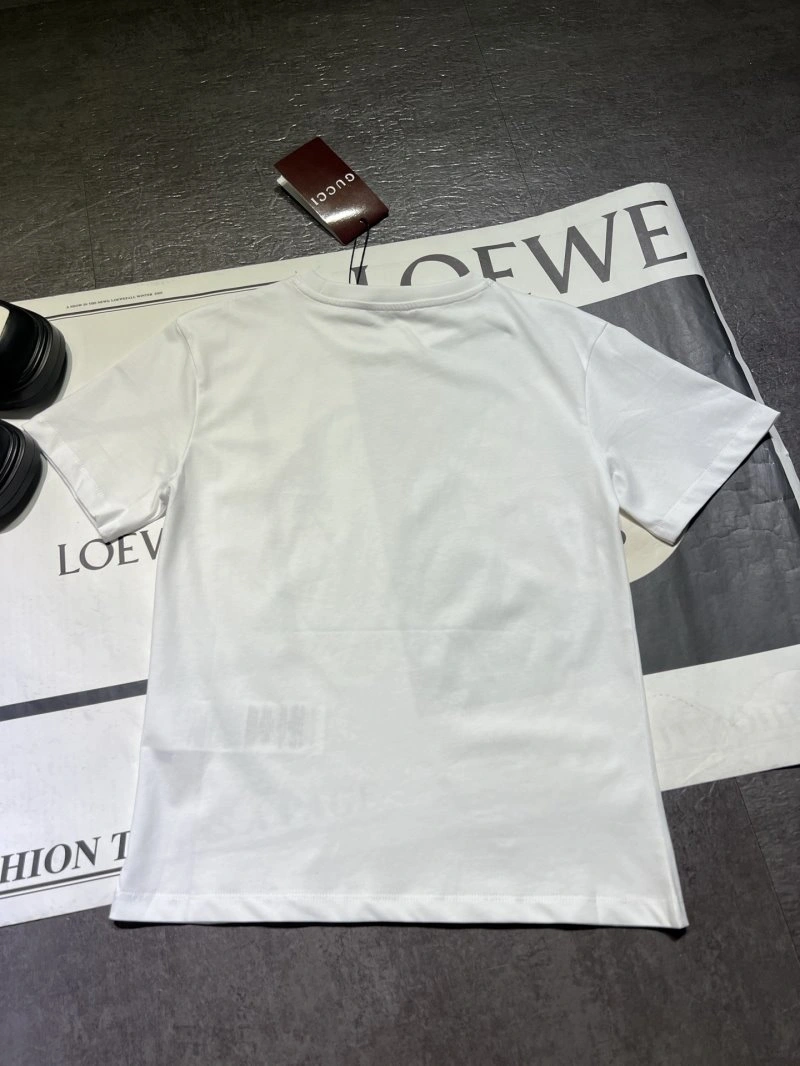 Gucci T-Shirts Breathable 124586