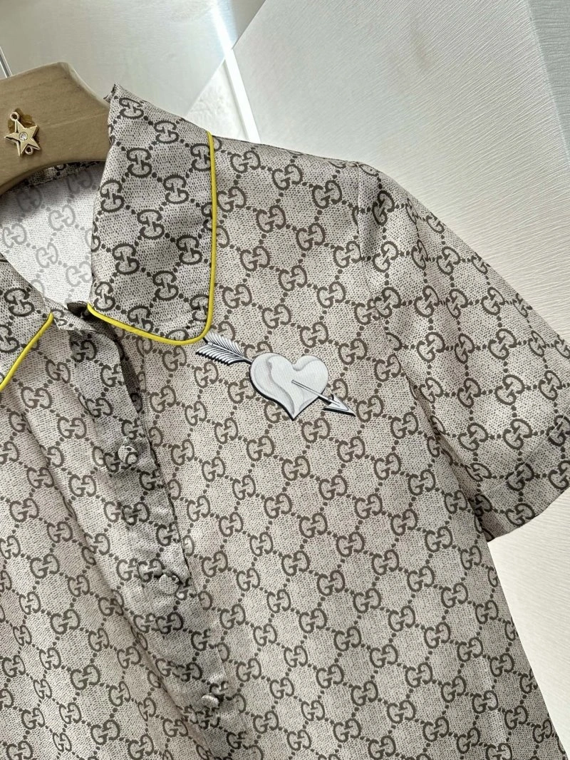 Gucci T-Shirts Trendsetting 124577