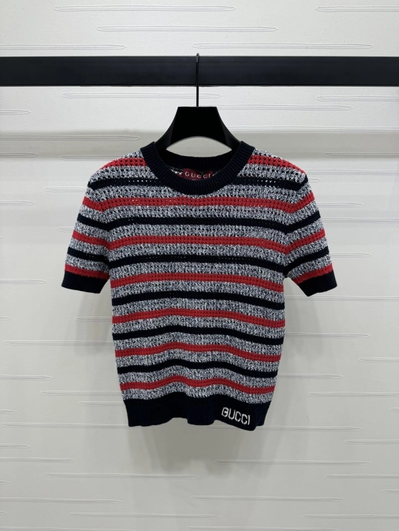 Bold Gucci T-Shirts 124568