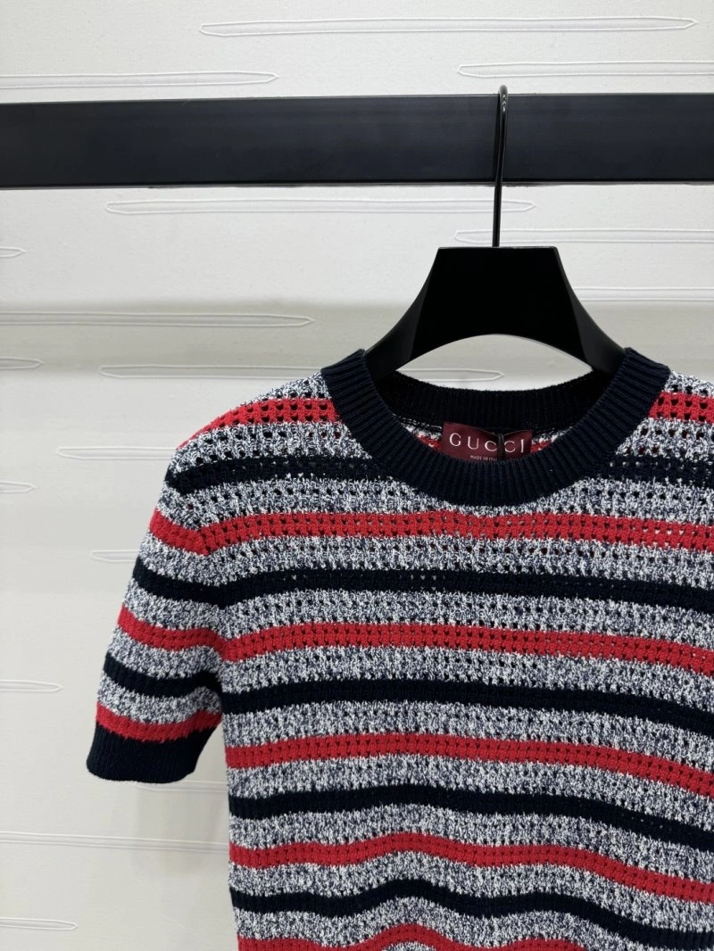 Bold Gucci T-Shirts 124568