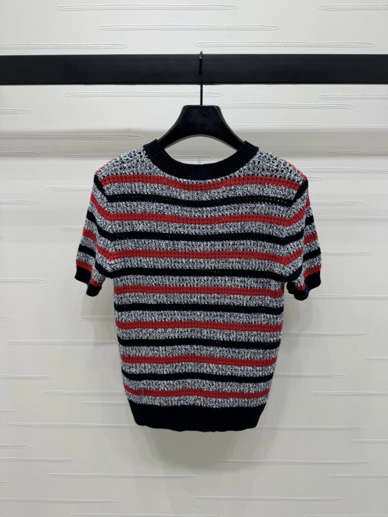 Bold Gucci T-Shirts 124568