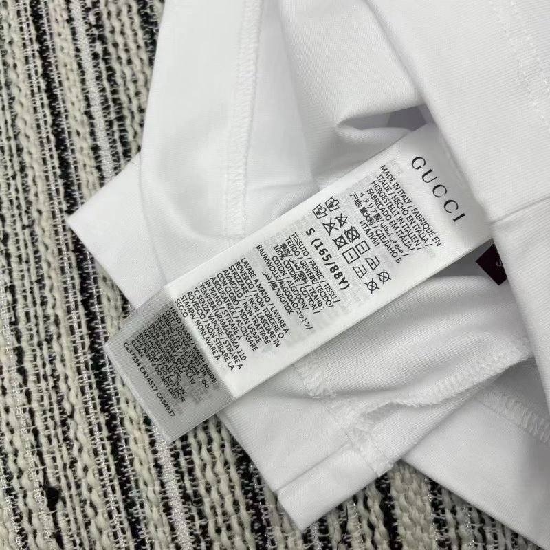 Gucci T-Shirts WellDesigned 124587