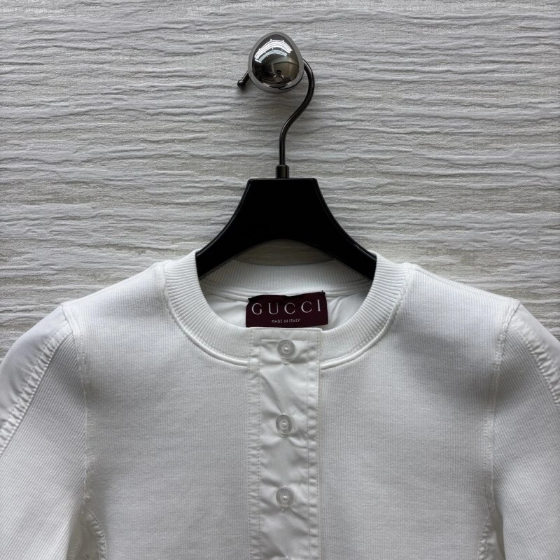 Gucci T-Shirts TimelessDesign 124575