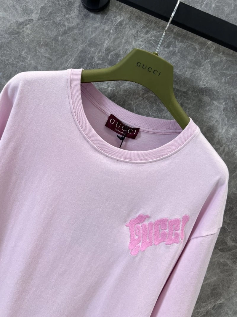 Vibrant Gucci T-Shirts 124562