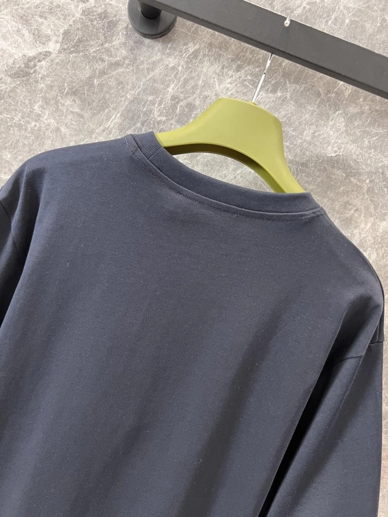 Gucci T-Shirts Casual 124535