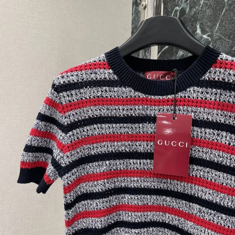 Stretchable Gucci T-Shirts 124908