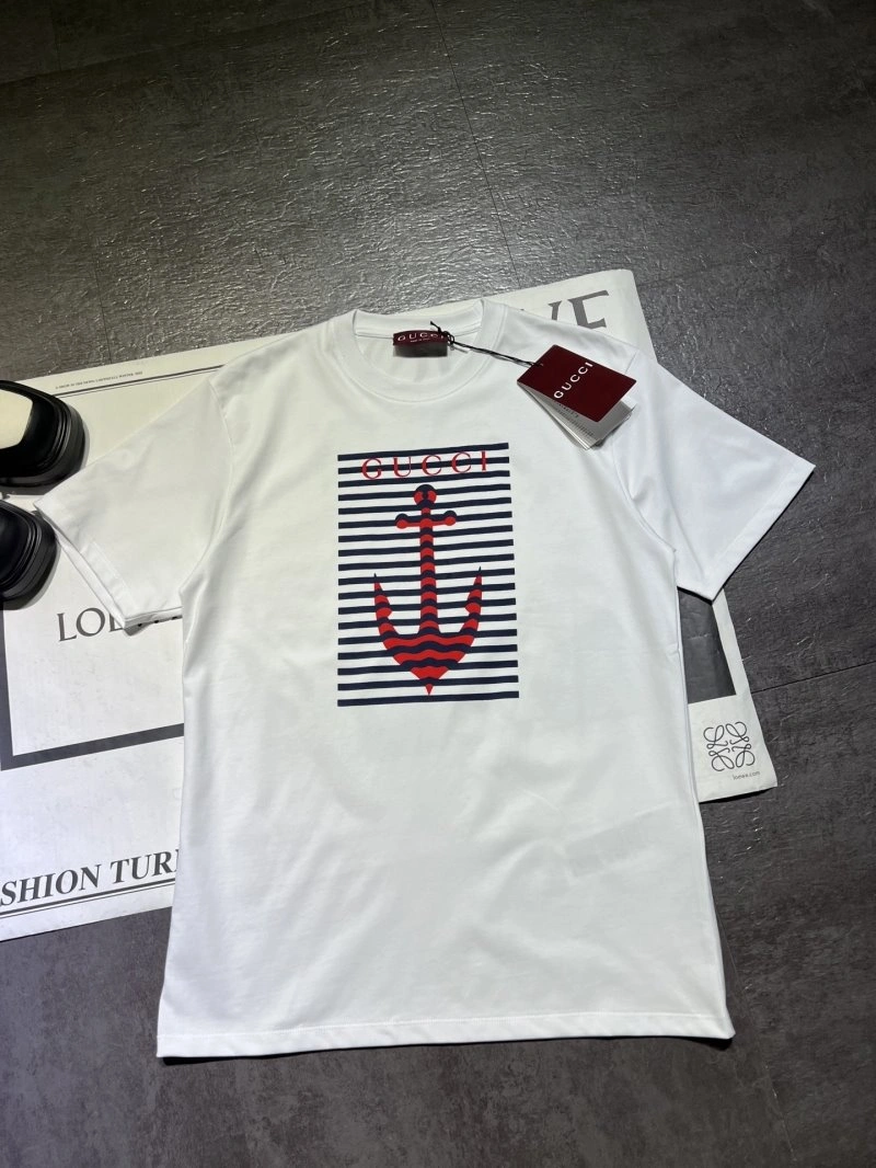 Resilient Gucci T-Shirts 124915