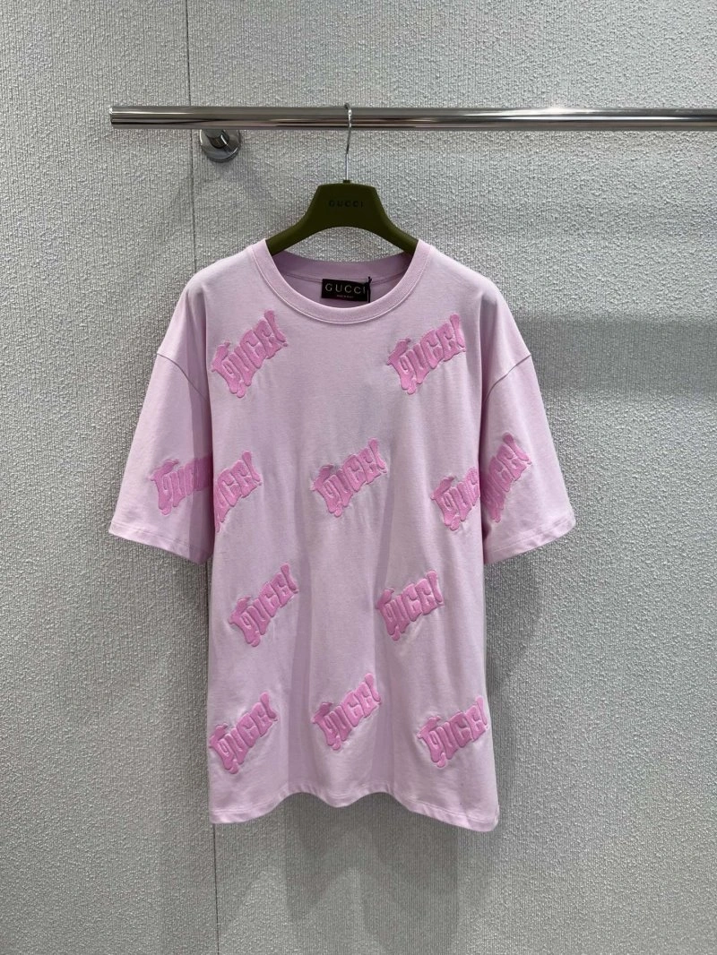 Gucci T-Shirts Sleek 124906