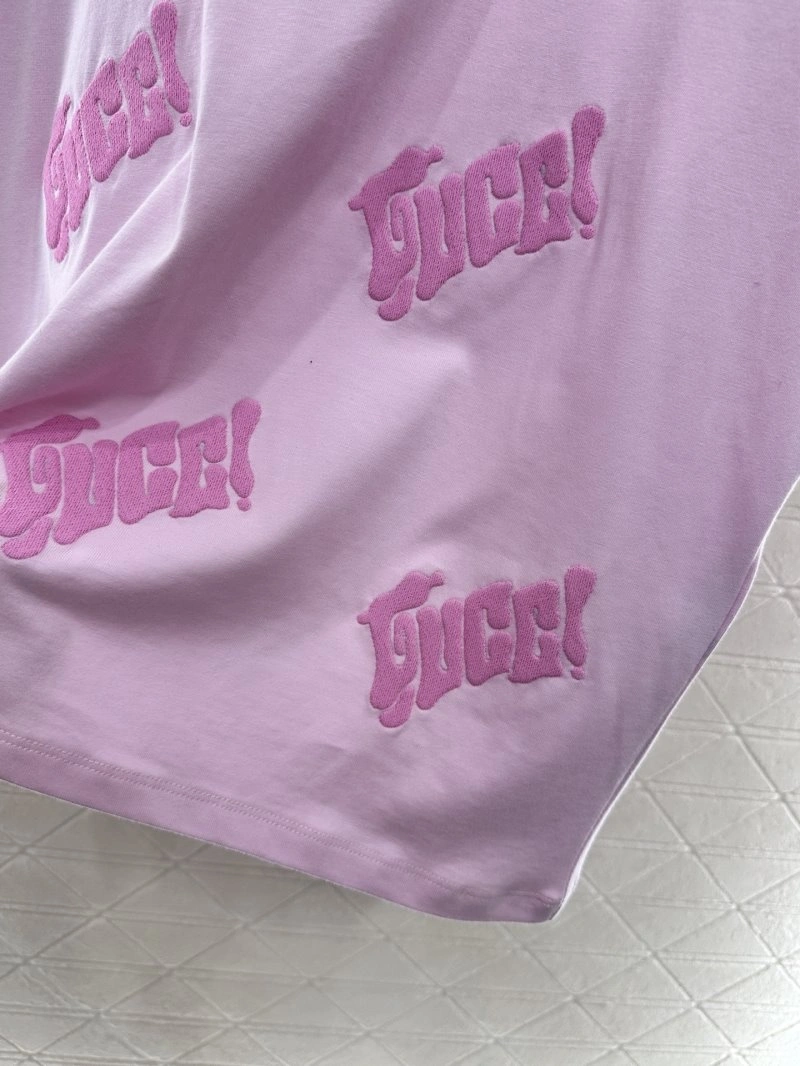 Sleek Gucci T-Shirts 124911