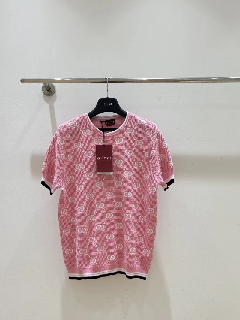 Neat Gucci T-Shirts 124889