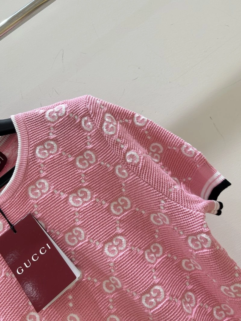 Neat Gucci T-Shirts 124889