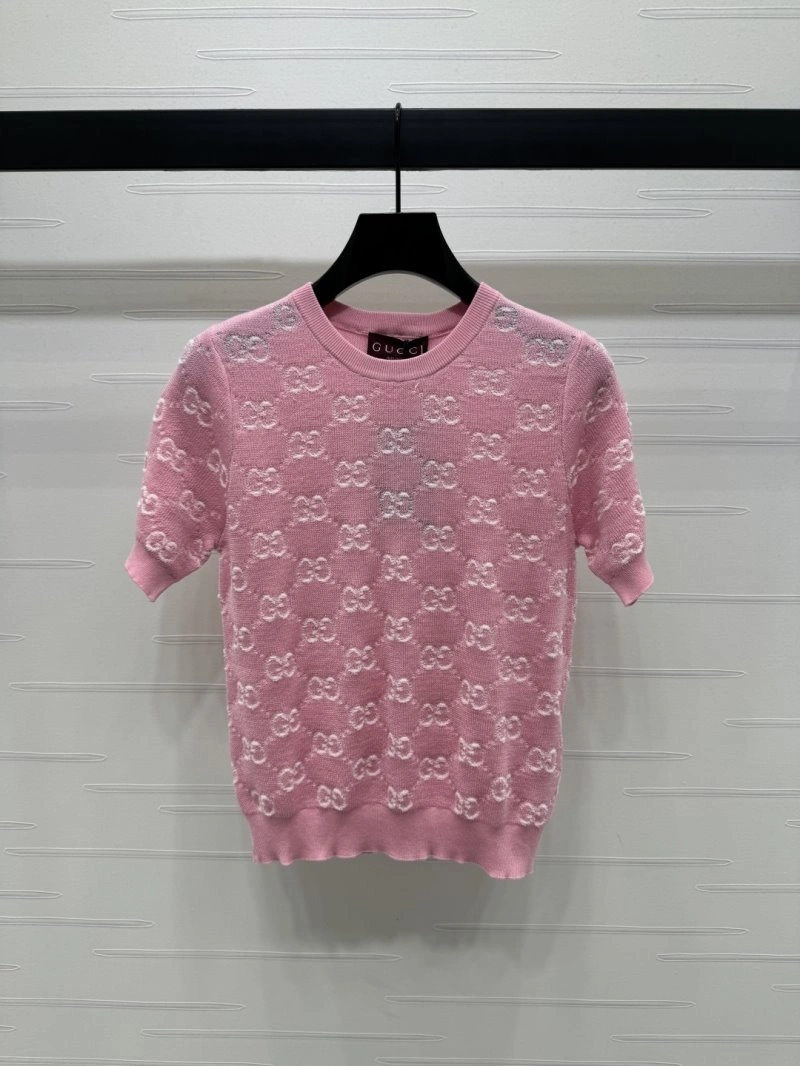 Versatile Gucci T-Shirts 124887