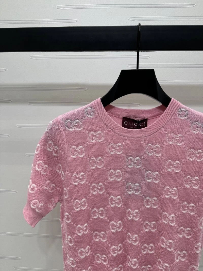 Versatile Gucci T-Shirts 124887