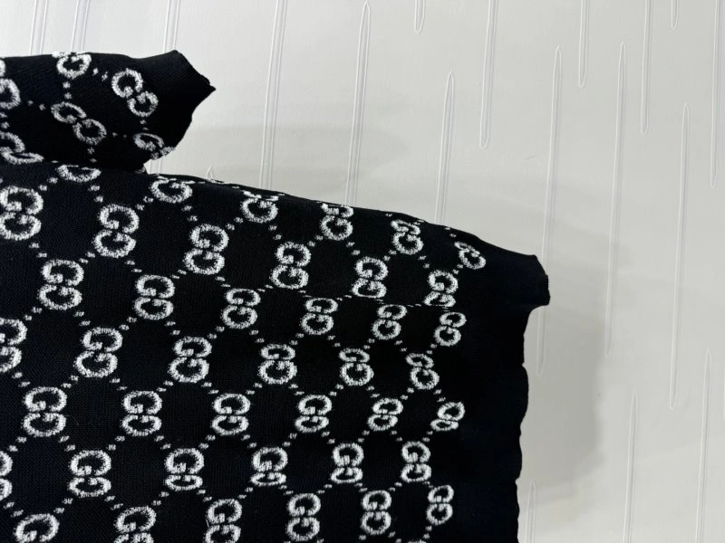 ComfortFit Gucci T-Shirts 124886
