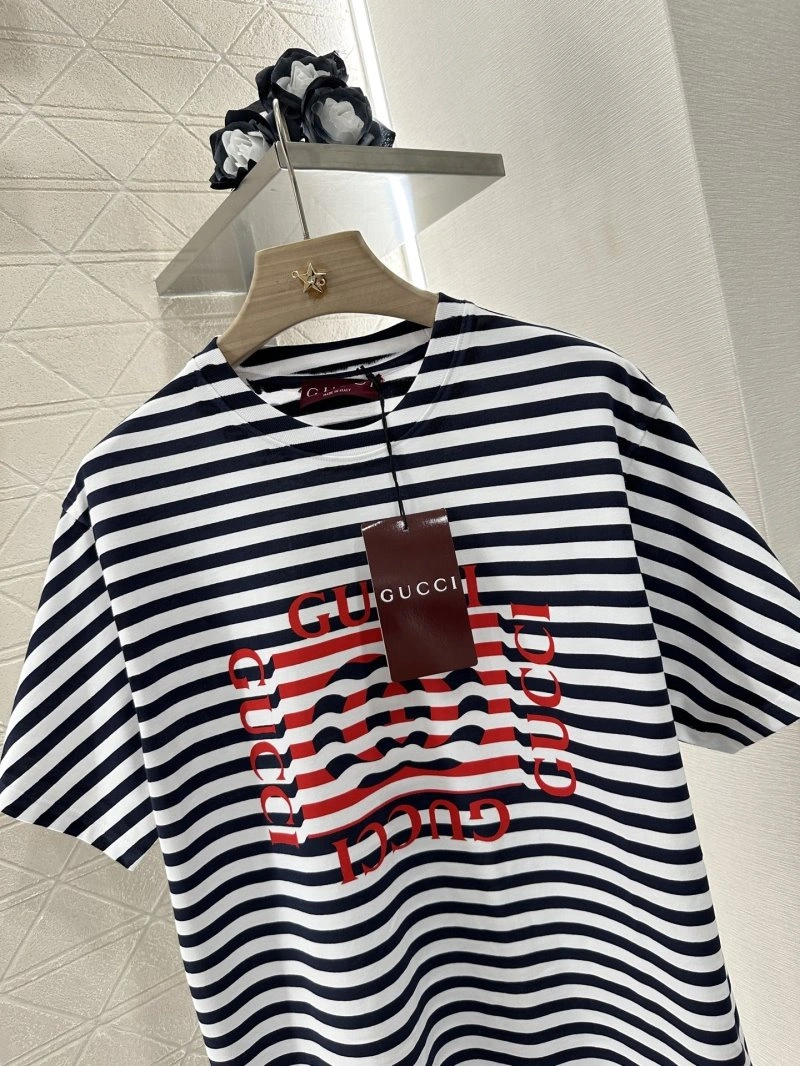 Premium Gucci T-Shirts 124878