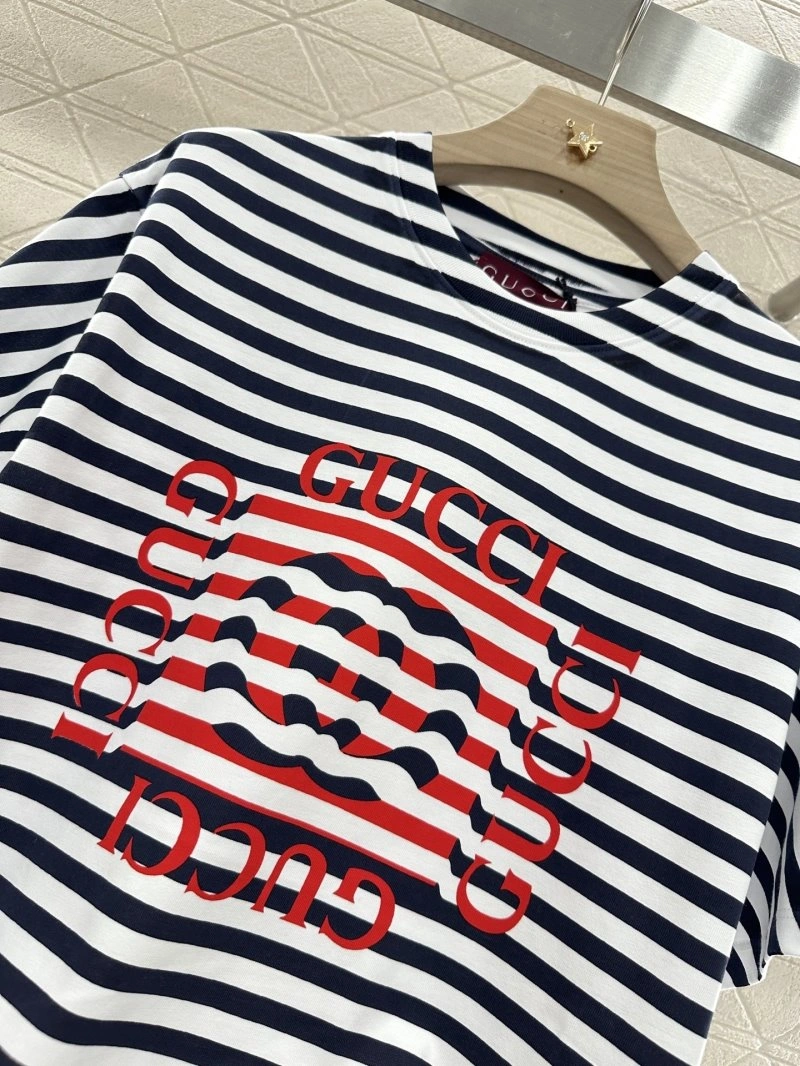 Premium Gucci T-Shirts 124878