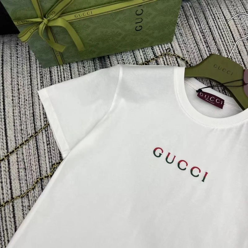 ComfortFit Gucci T-Shirts 124873