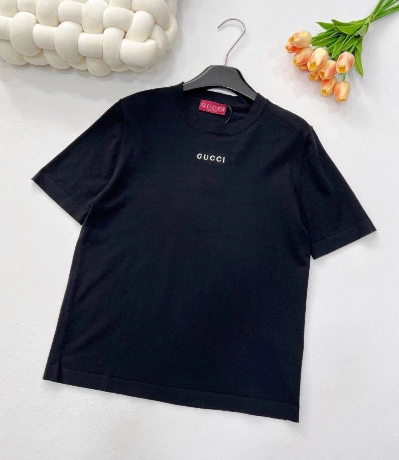 Gucci T-Shirts Durable 124399
