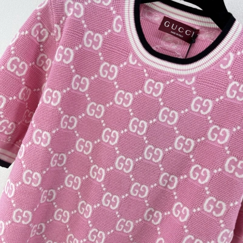 Gucci T-Shirts Bold 124394