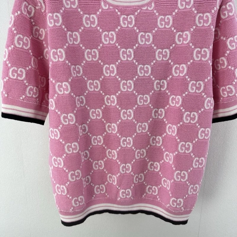 Gucci T-Shirts Bold 124394